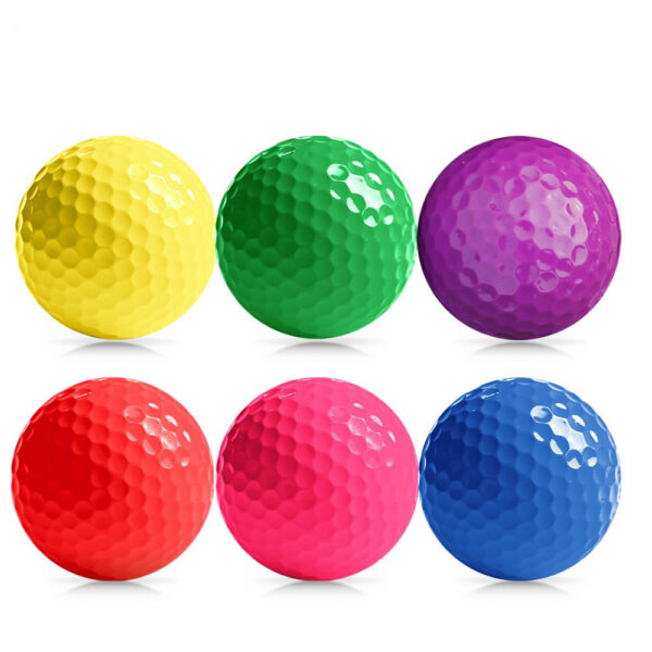 Red golf ball with power and beauty - Image 2